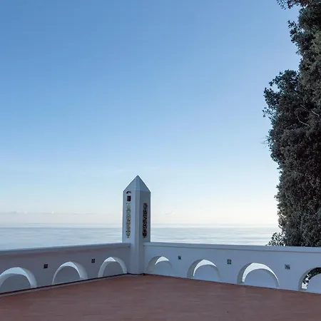 Pensionat La Rondinaia