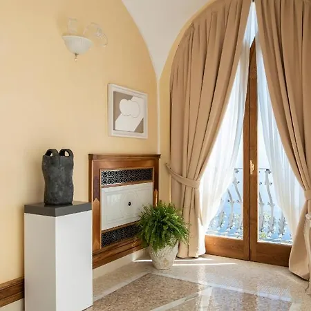 Pensionat La Rondinaia