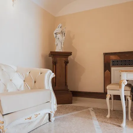 La Rondinaia Penzion 4*