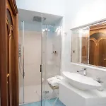 Πανσιόν La Rondinaia Ραβέλλο