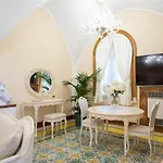 La Rondinaia 4*