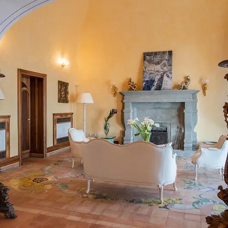 La Rondinaia 4*