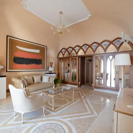 La Rondinaia 4*