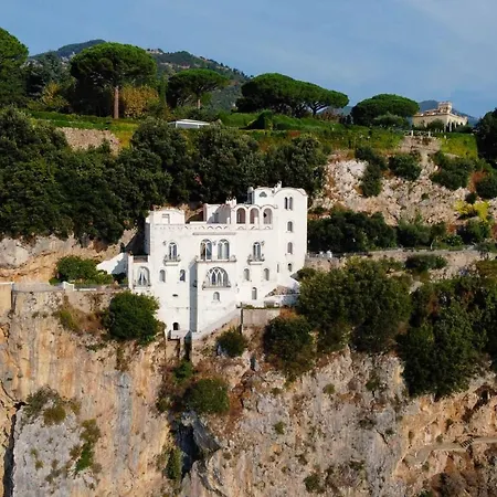 La Rondinaia 4* Ραβέλλο